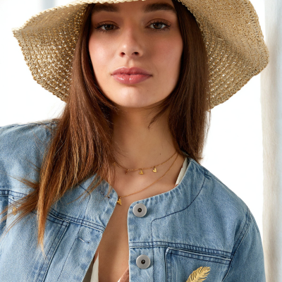 Gehaakt zomerhoedje beige
